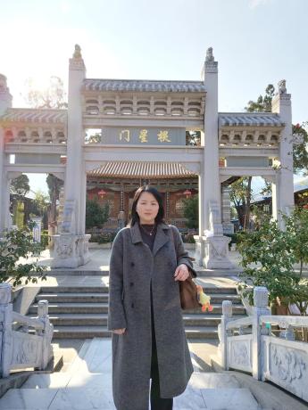 姚莉